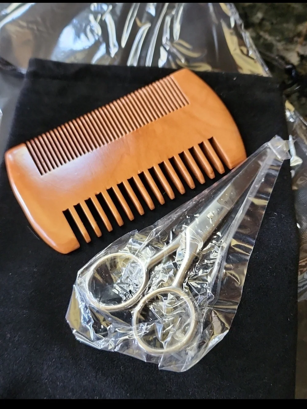 NWOT Men's Beard Kit Essentials